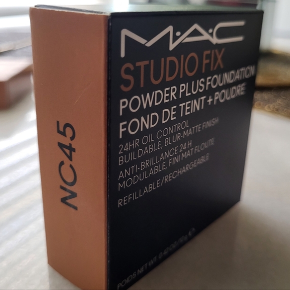 MAC Cosmetics Other - MAC Studio Fix Powder Plus Foundation NC45